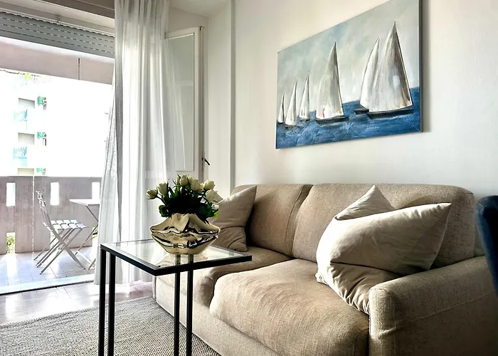 Bay Watch Apartment By The Sea