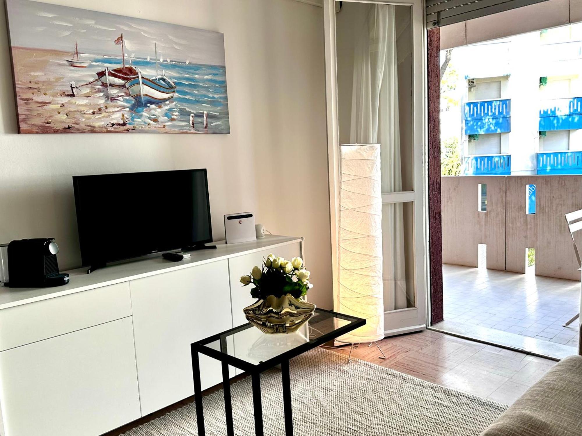 Bay Watch Apartment By The Sea Apartment